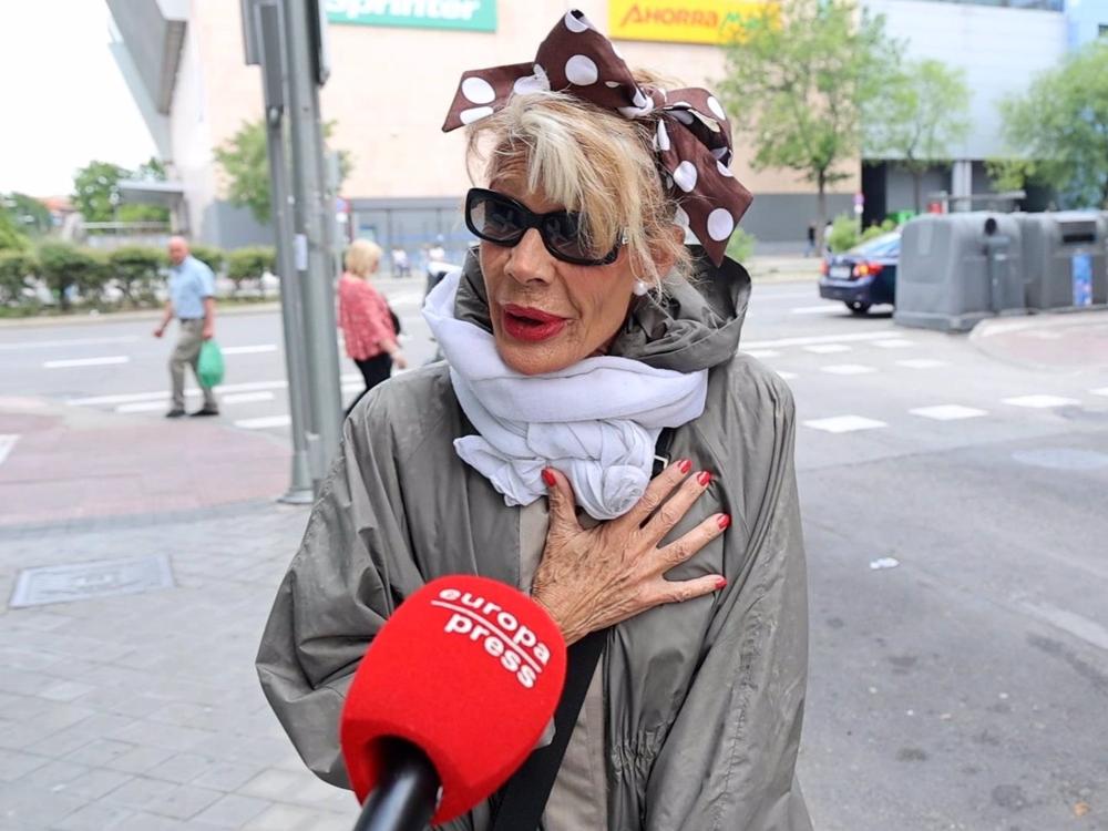 ROSA VALENTY ROSA