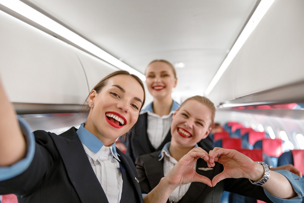 Auxiliares de vuelo Auxiliares de vuelo