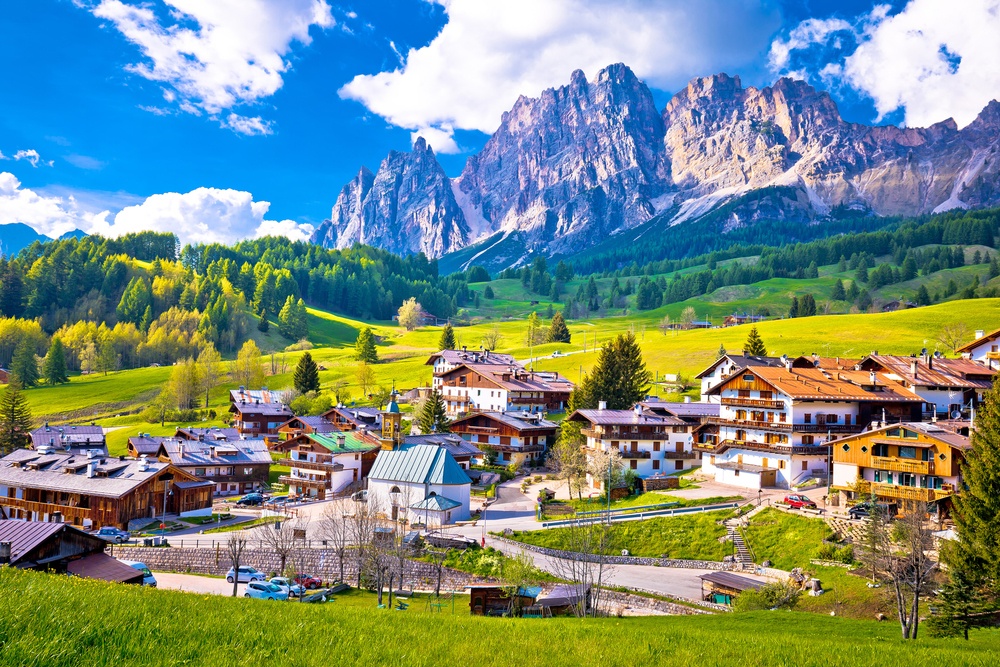 Cortina d'Ampezzo (Italia) Cortina d'Ampezzo (Italia)
