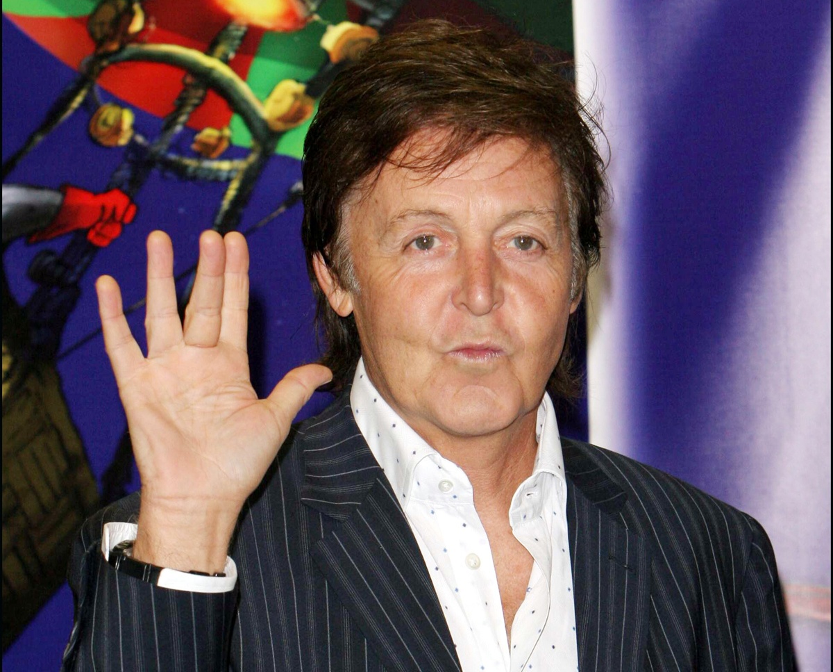 Run Devil Run' - Paul McCartney Run Devil Run' - Paul McCartney