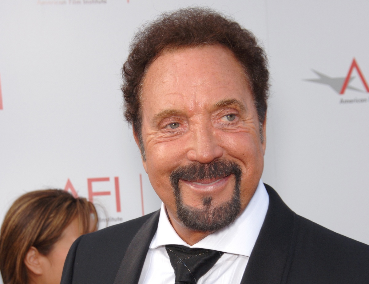 Tom Jones Tom Jones