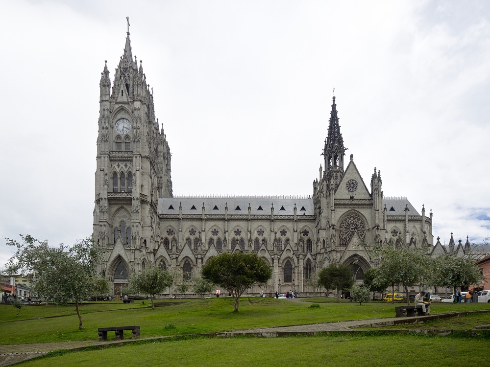 Basílica del Voto Nacional, Quito Basílica del Voto Nacional, Quito