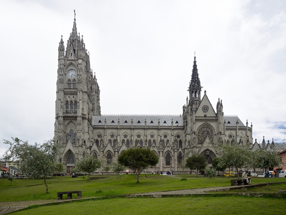 Basílica del Voto Nacional, Quito