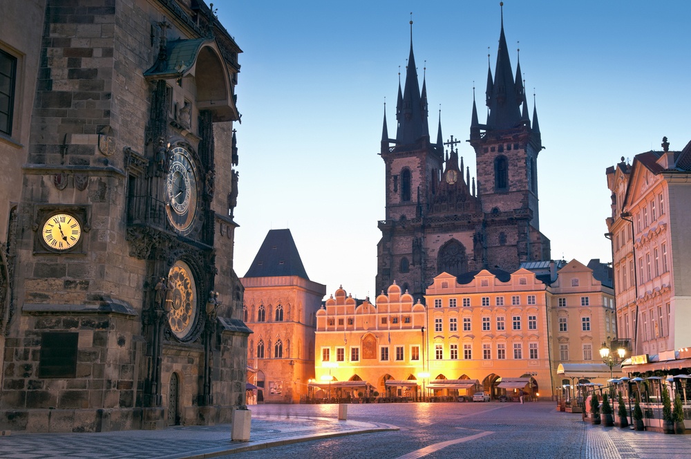 Plaza de la Ciudad Vieja (Praga, República Checa) Plaza de la Ciudad Vieja (Praga, República Checa)