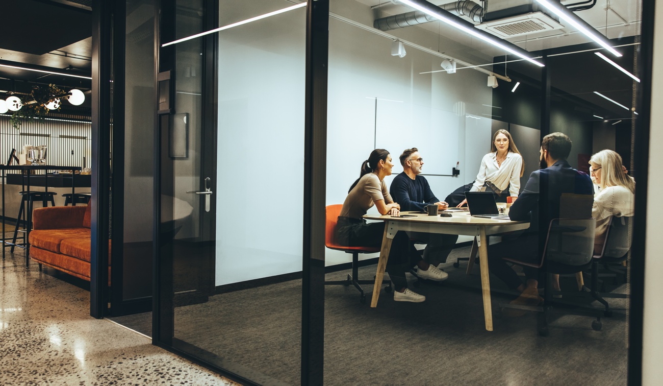 Un espacio de colaboración y agradable para los trabajadores Un espacio de colaboración y agradable para los trabajadores