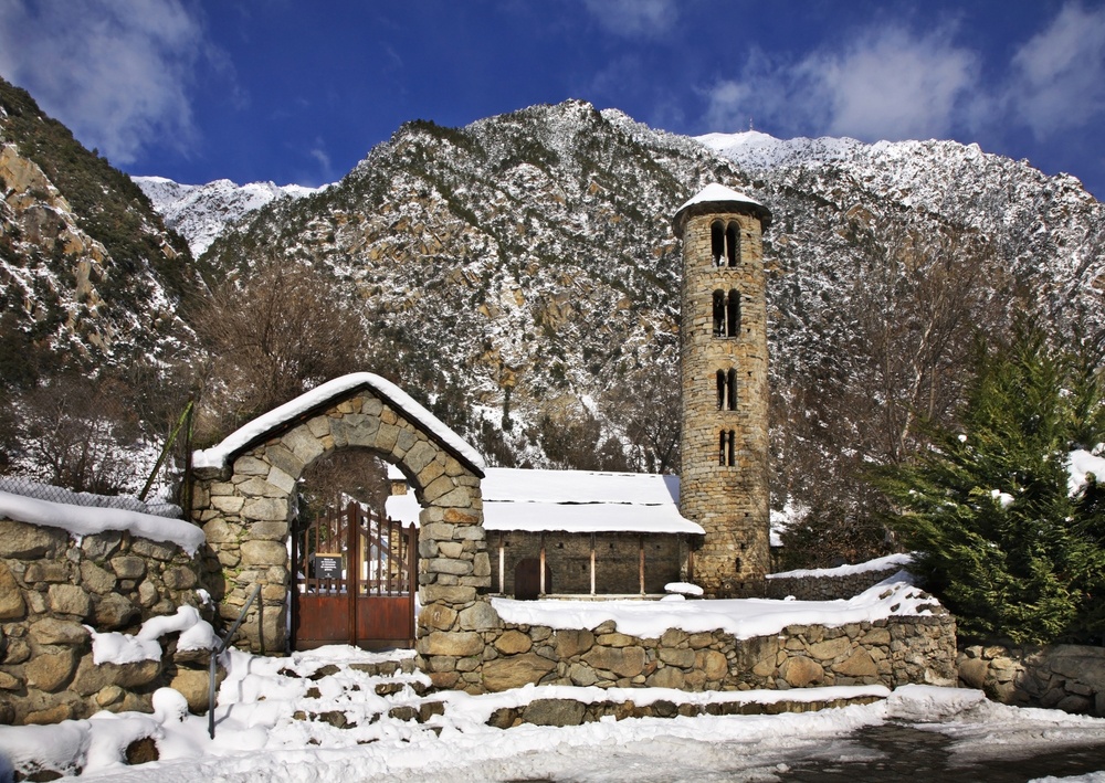 Descubrir el patrimonio románico de Andorra Descubrir el patrimonio románico de Andorra