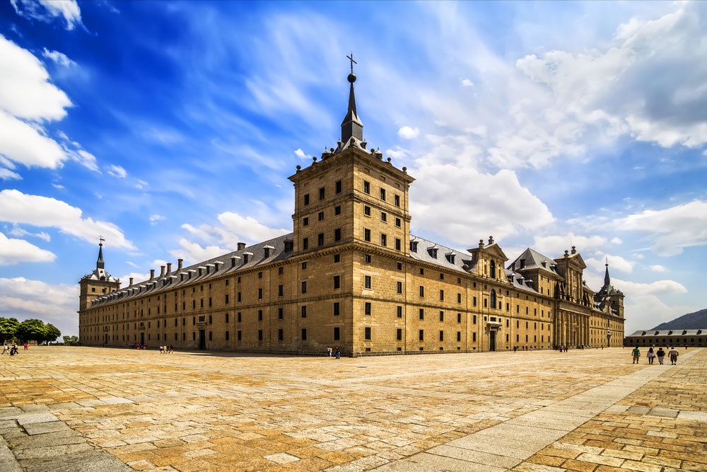 Real Monasterio de San Lorenzo de El Escorial (Madrid) Real Monasterio de San Lorenzo de El Escorial (Madrid)