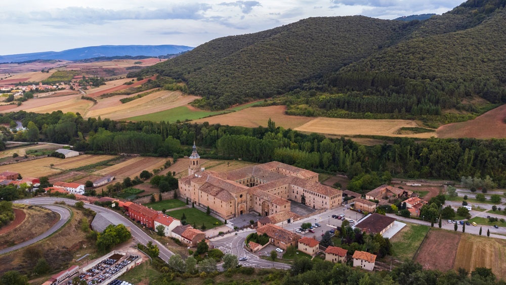Monasterios de San Millán de Yuso y Suso (La Rioja) Monasterios de San Millán de Yuso y Suso (La Rioja)
