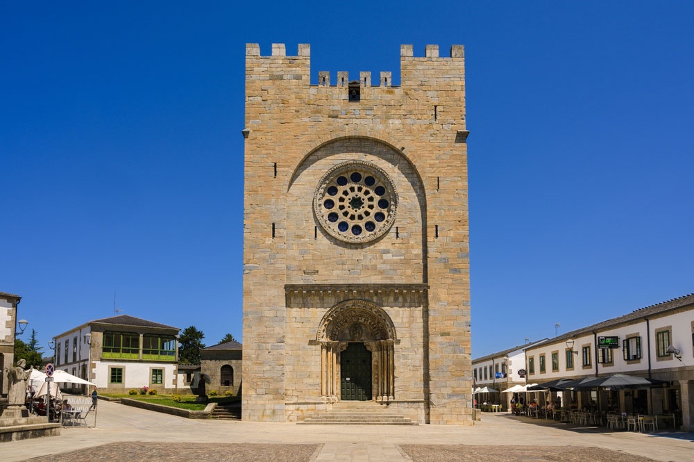 Iglesia de San Juan de Puertomarín