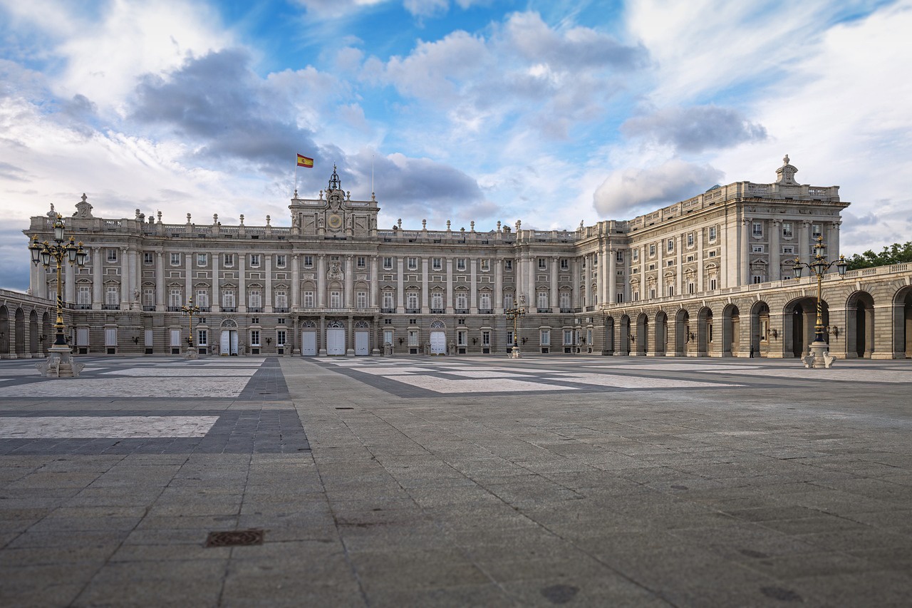 Su Palacio Real