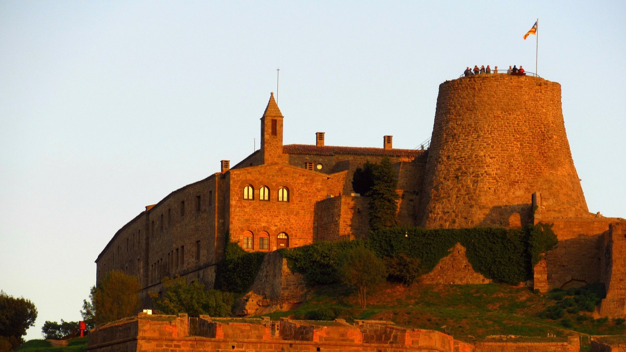 Cardona (Barcelona) Cardona (Barcelona)